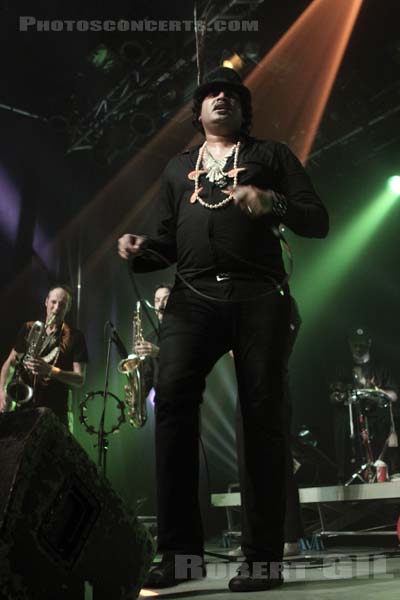KING KHAN AND THE SHRINES - 2011-04-24 - PARIS - La Machine (du Moulin Rouge) - 
